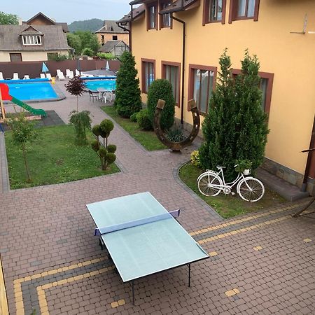 Sadyba Magnat Hotel Dilyatyn 외부 사진