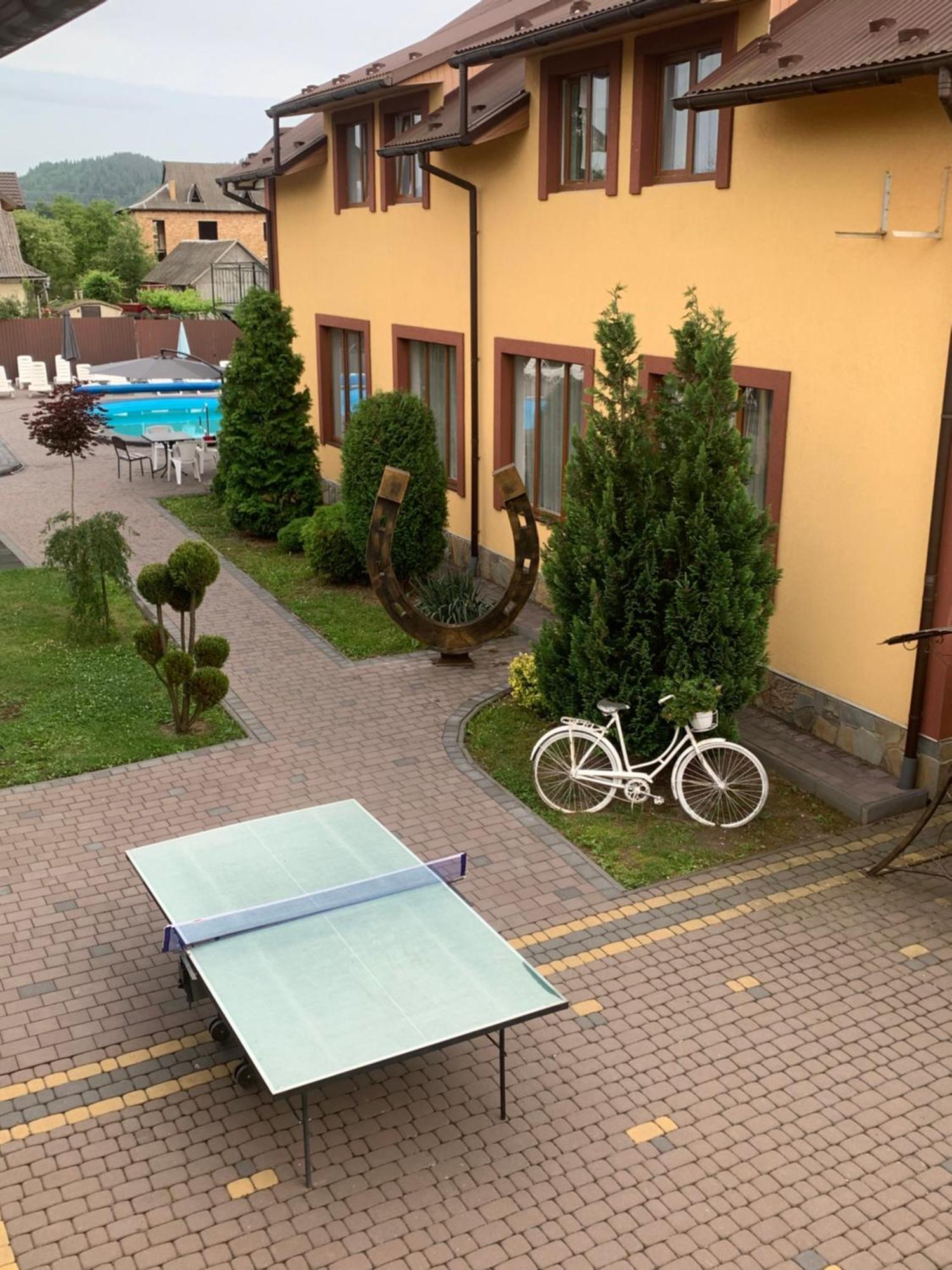 Sadyba Magnat Hotel Dilyatyn 외부 사진