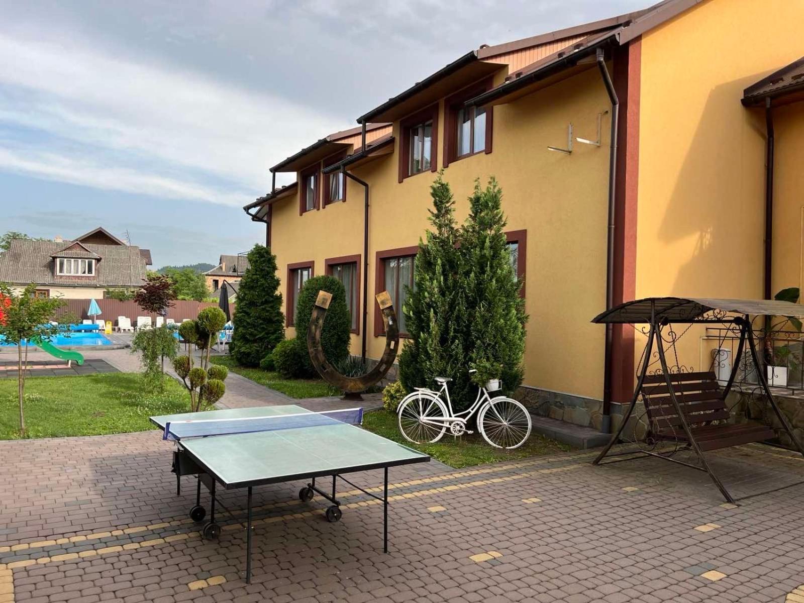 Sadyba Magnat Hotel Dilyatyn 외부 사진